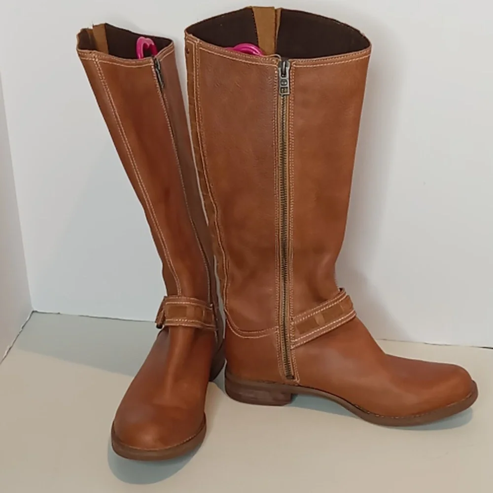 Timberland Savin Hill-Tall Leather Boots -w/ Zippers --British Tan - 7 women's
